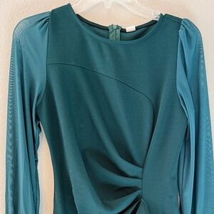 Perfect Elegant Dress-Size Small-Sheer Sleeves